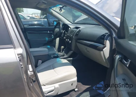 2013 Kia Sorento Lx из США, поврежденный, VIN 5XYKT3A17DG405636